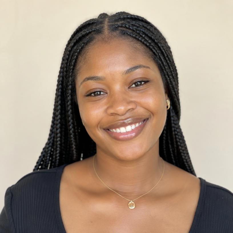 Amaka, Knotless braids client